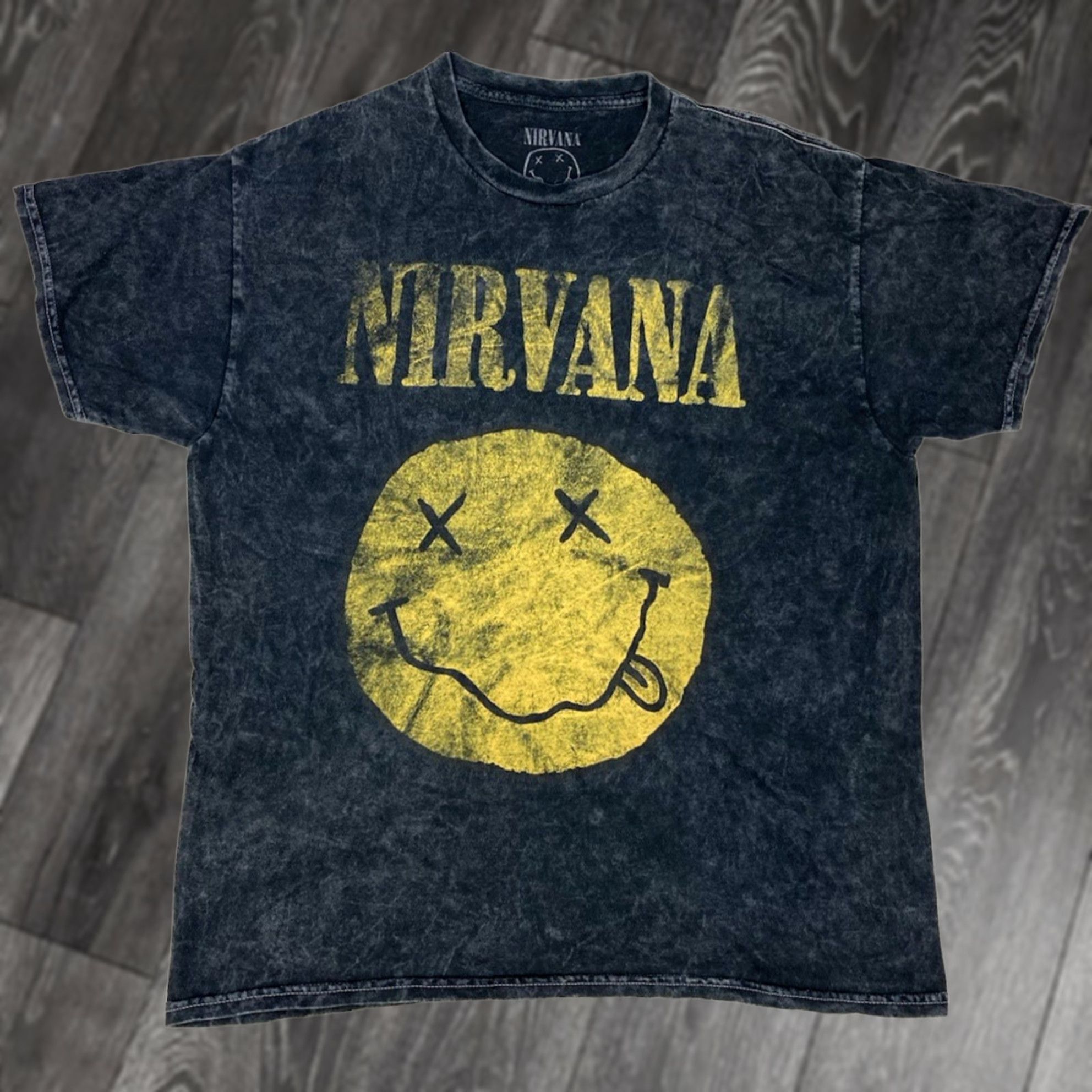 Vintage Nirvana T-Shirt Women Large Black Graphic Smiley Vintage 90s Music Merch Shirt Crew Neck Short Sleeve Size L / US 10 / IT 46 - 1 Thumbnail