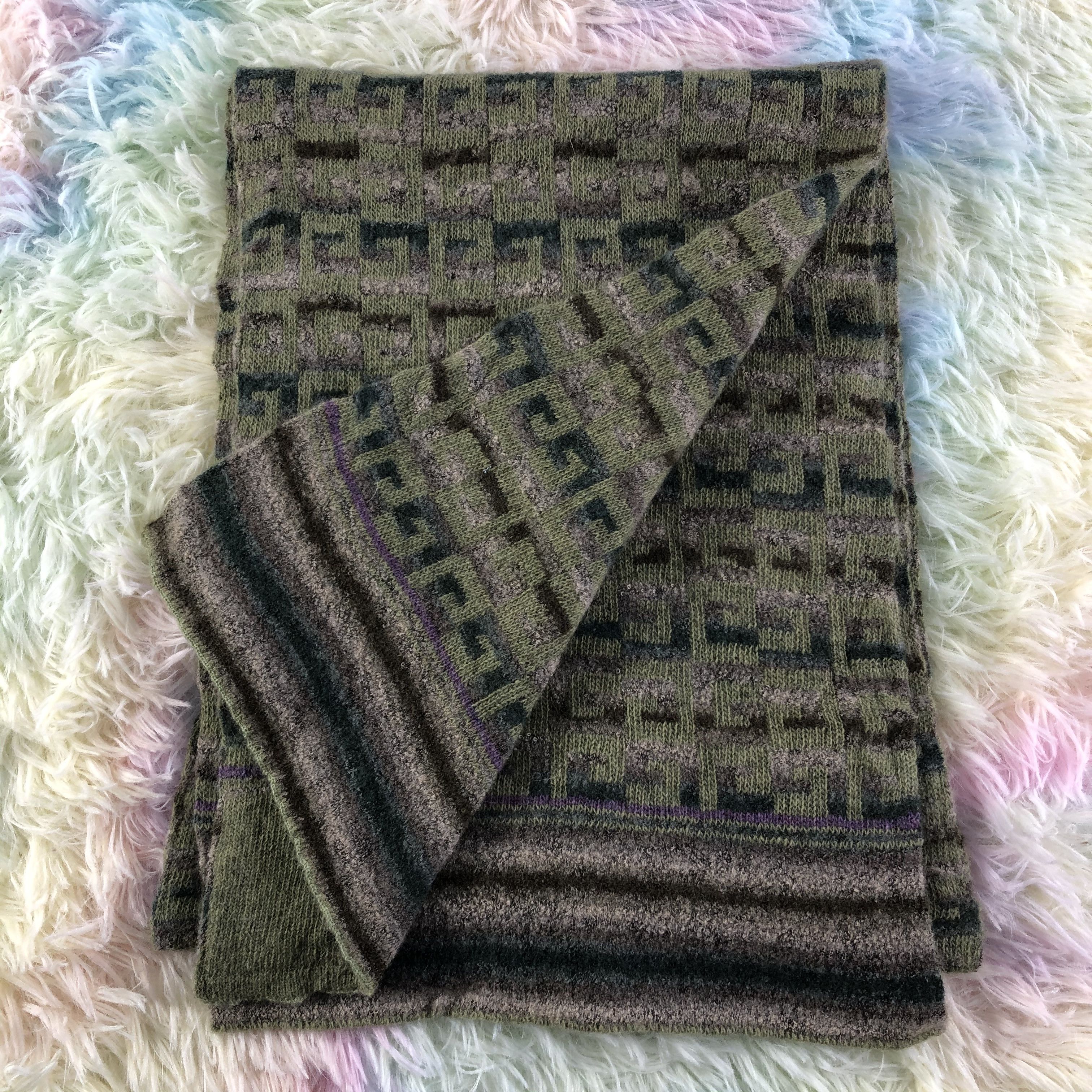 Vintage Givenchy Scarf / Muffler / Neckwear - KM327 Size ONE SIZE - 4 Thumbnail