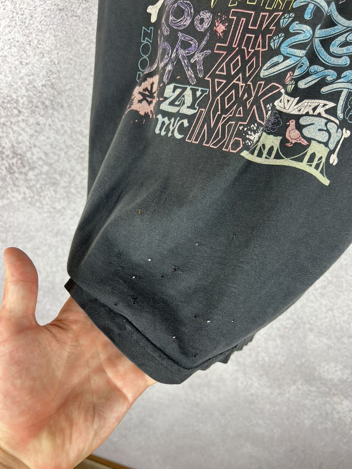 Zoo York Vintage Zoo York Y2K Skull T-Shirt Distressed Tee Size US M / EU 48-50 / 2 - 6 Thumbnail