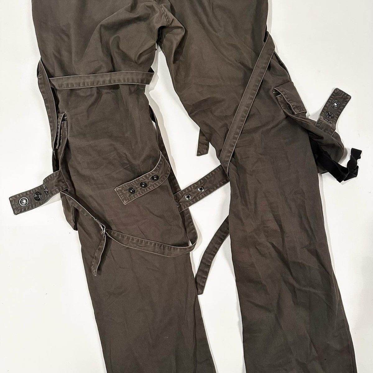 Yasuyuki Ishii Yasuyuki Ishii 3D POCKET PARACHUTE CARGO BONDAGE PANTS Size US 33 - 3 Thumbnail