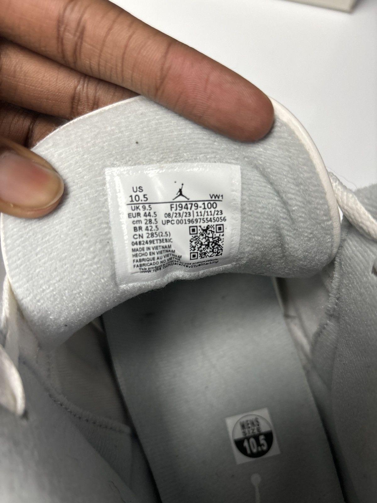 Jordan Brand × Nike Ivory Craft Jordan 3 10.5 Size US 10.5 / EU 43-44 - 4 Thumbnail