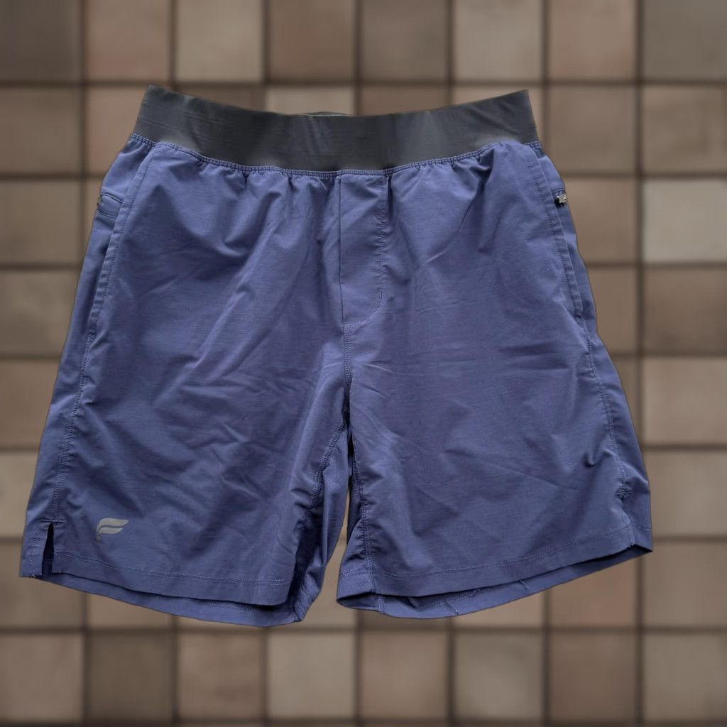 Fabletics Fabletics Mens Athletic Shorts 28 Blue Inseam 7 Elastic Waist Pockets Gym Running Training Size US 28 / EU 44 - 1 Thumbnail