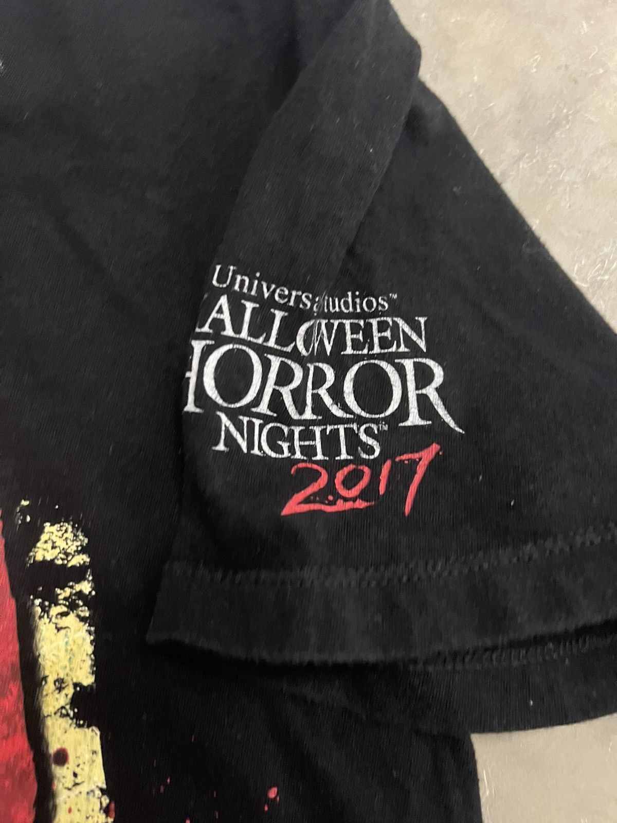 Expert Horror × Universal Studios 2017 universal Halloween horror nights saw house tee Size US S / EU 44-46 / 1 - 3 Thumbnail