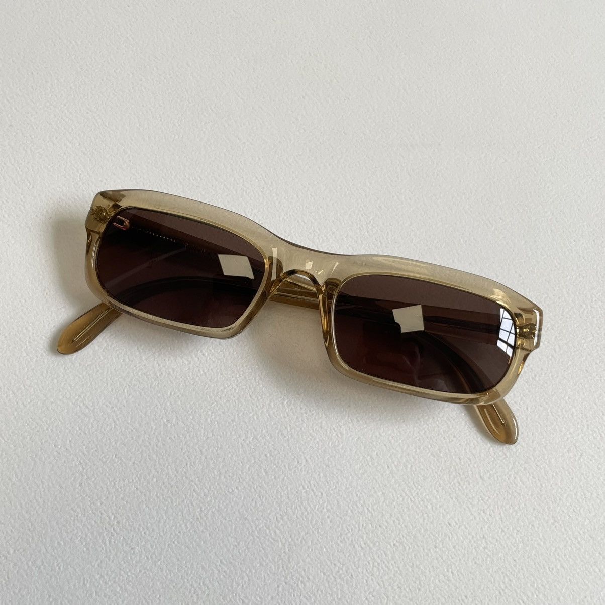 Cutler and Gross Translucent Honey Frame Vintage Sunglasses Size ONE SIZE - 12 Thumbnail