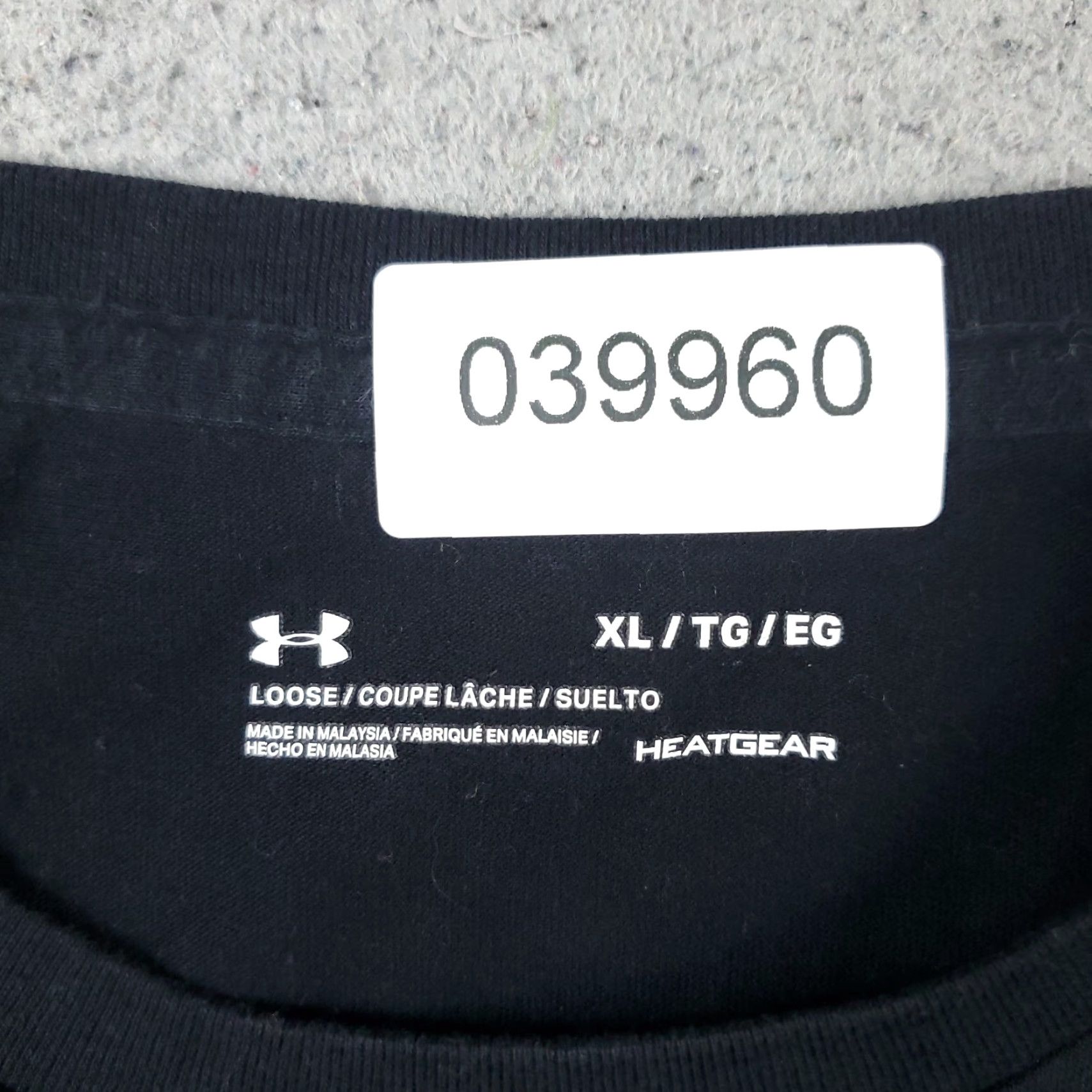 Under Armour Under Armour T-Shirt Mens XL Black Short Sleeve Casual Graphic Sports Size US XL / EU 56 / 4 - 8 Thumbnail