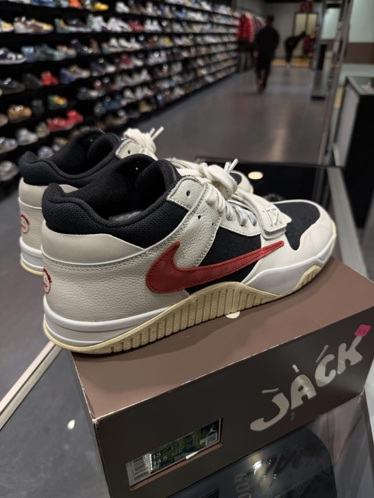 Jordan Brand Jordan Jumpman Jack TR x Travis Scott University Red Size 13 Size US 13 / EU 46 - 5 Thumbnail