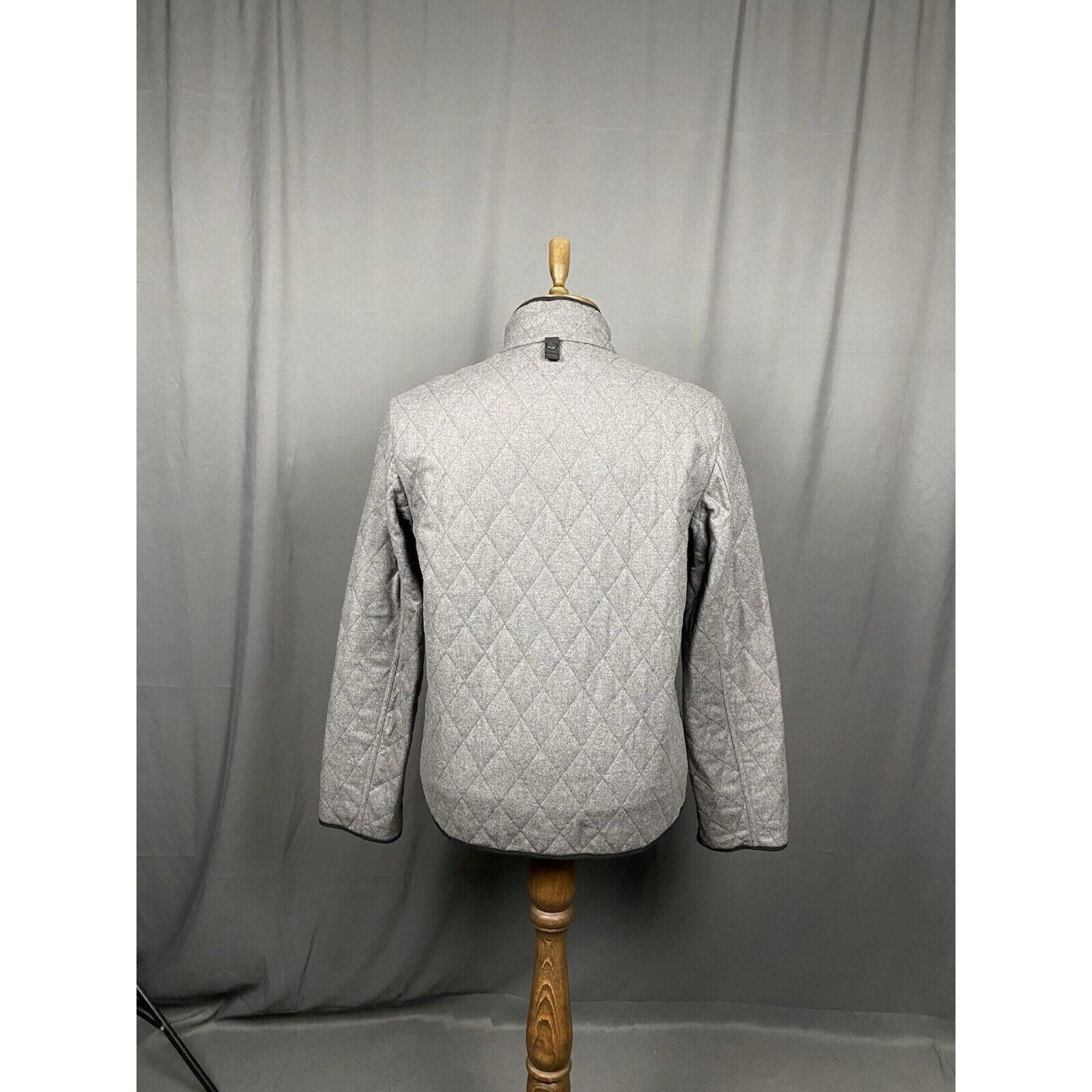 Burberry Burberry Nova Check Lining Men's Gray Quilted Jacket Size L Size US L / EU 52-54 / 3 - 8 Thumbnail