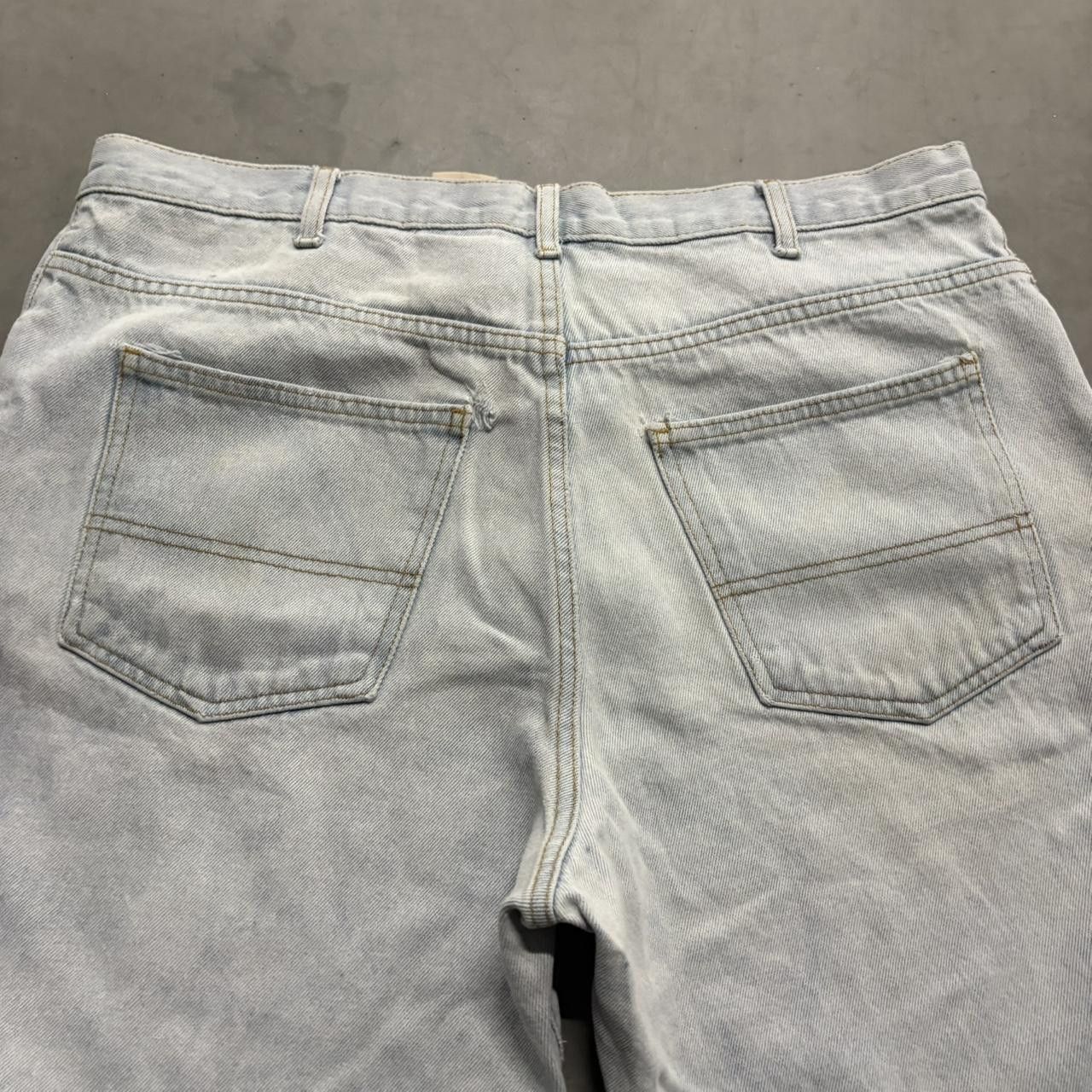 Vintage Crazy Vintage Y2K/2000s Baggy Skater Style Wideleg Relaxed Light Wash Denim Jeans! Size US 36 / EU 52 - 5 Thumbnail