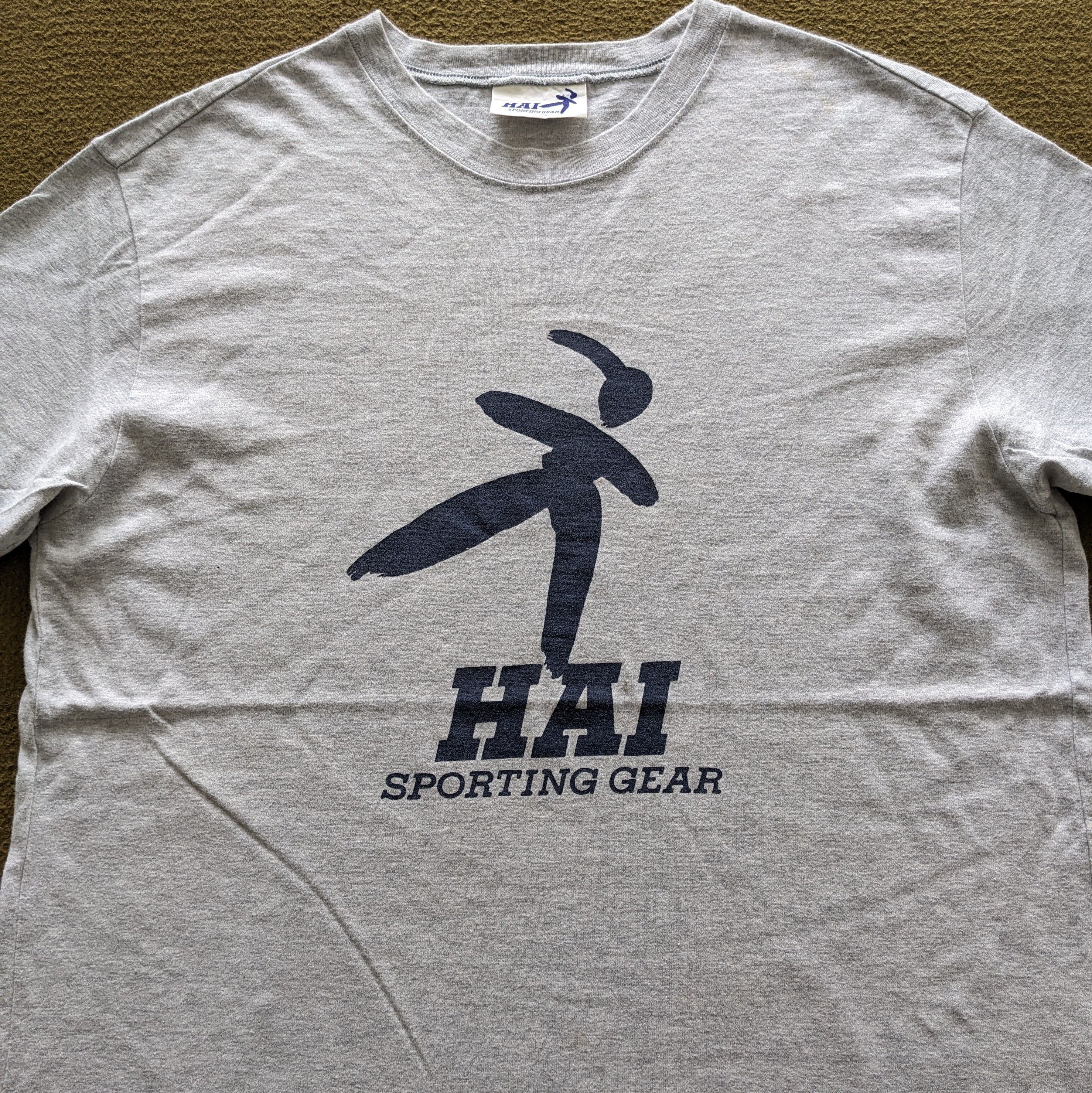 Vintage Vintage 90's HAI SPORTING GEAR Japanese Brand T-shirt Size US M / EU 48-50 / 2 - 2 Thumbnail