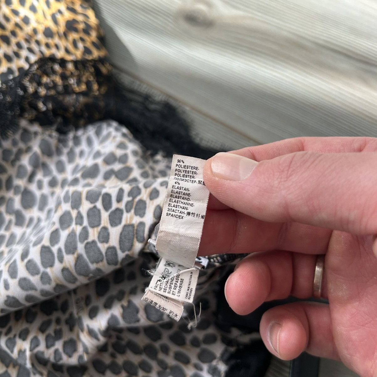 Dolce & Gabbana Y2K Dolce & Gabbana Leopard Print Tank Top Size L / US 10 / IT 46 - 13 Thumbnail