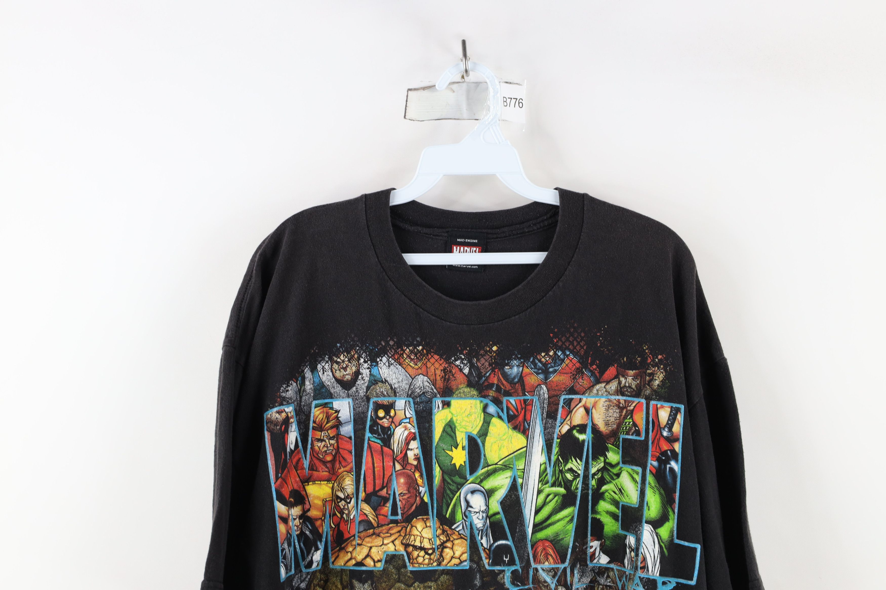 Vintage Vintage Marvel Comics Civil War Spell Out Super Hero T-Shirt Size US XXL / EU 58 / 5 - 2 Thumbnail