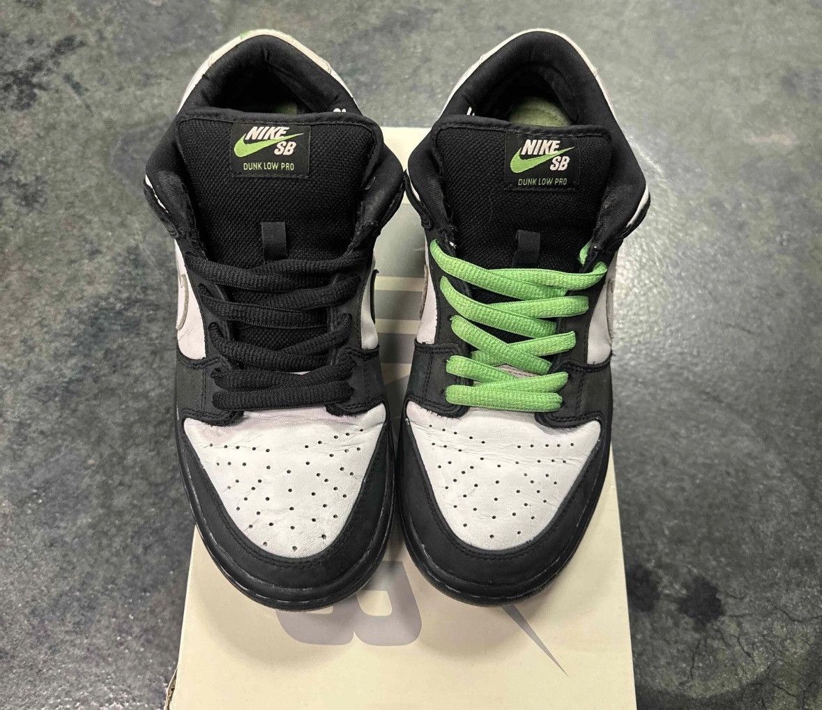 Nike Dunk Low SB Panda Pigeon Size US 8.5 / EU 41-42 - 3 Thumbnail