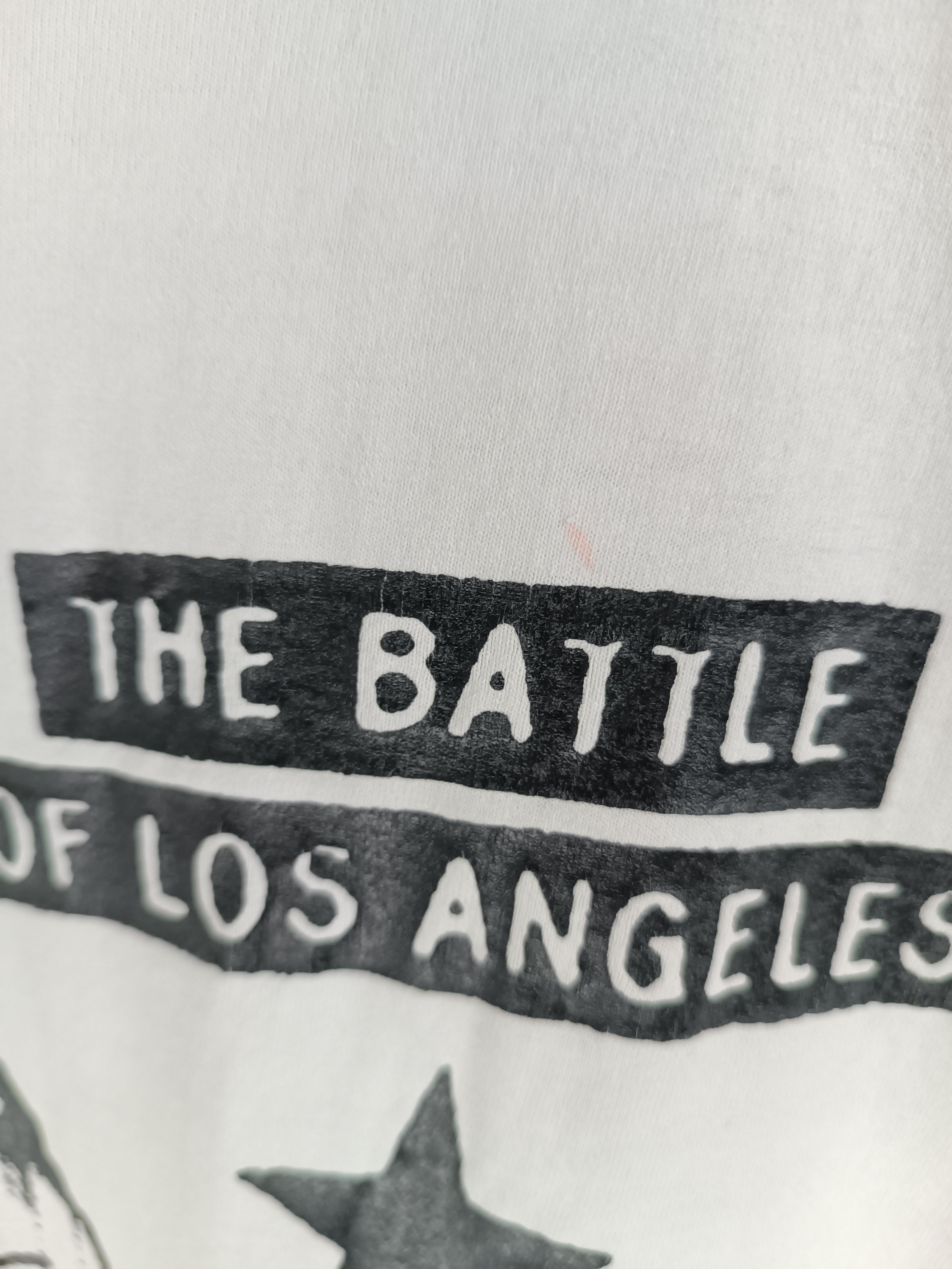Band Tees VINTAGE '99 RAGE AGAINST THE MACHINE 'BATTLE LOS ANGELES' TS Size US S / EU 44-46 / 1 - 14 Thumbnail