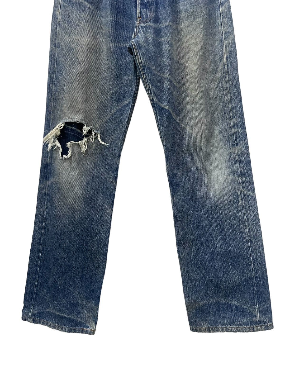 Levi's × Vintage Vintage 90s Levis 501 Japan Made Distressed Repaired Jeans Size US 30 / EU 46 - 5 Thumbnail