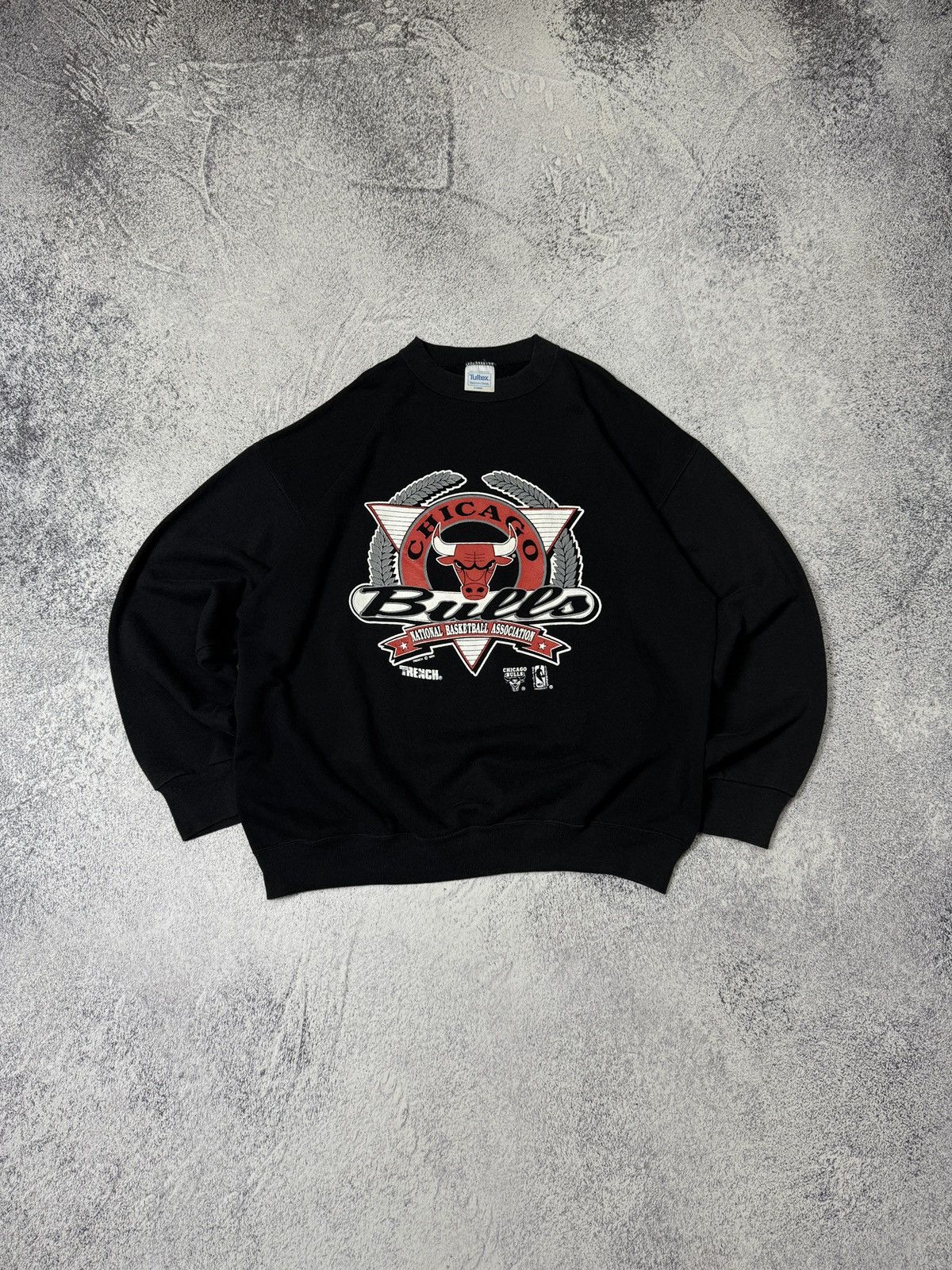 NBA Vintage 90s Chicago Bulls NBA 1992 Black Crewneck Sweatshirt Size US XL / EU 56 / 4 - 1 Thumbnail