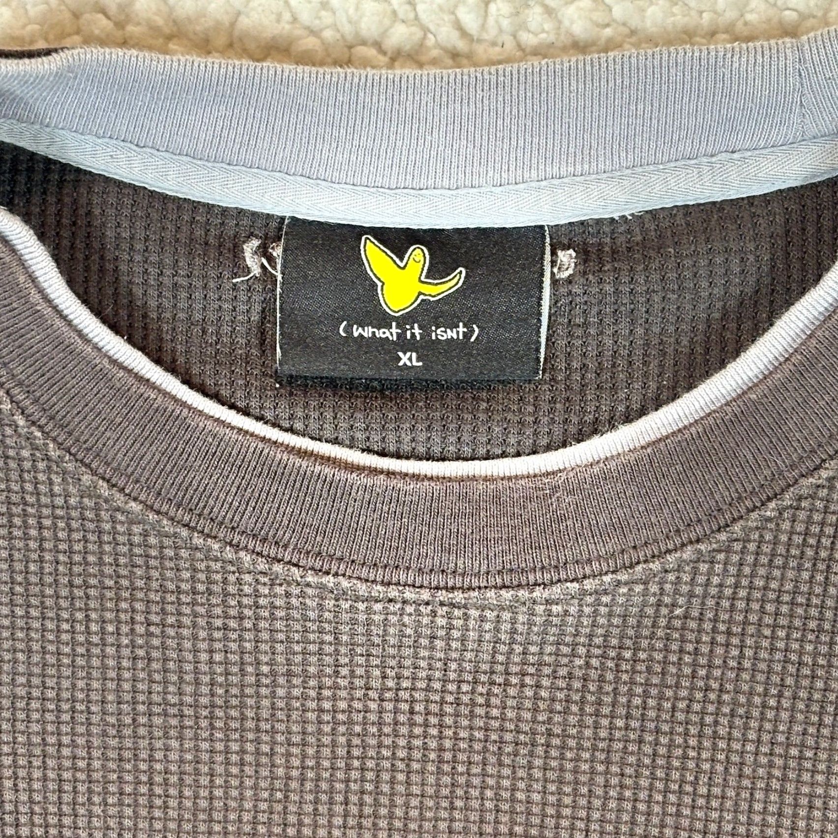 Vintage What It Isn’t Shirt XL Brown Gray Waffle Knit Classic Korean Streetwear Unisex Adults Short Sleeve Crew Neck T-Shirt Size US L / EU 52-54 / 3 - 2 Thumbnail