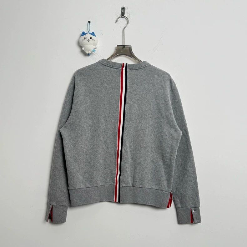 Thom Browne Thom browne Gray back color stripe logo sweatshirt 2503-Nex Size US M / EU 48-50 / 2 - 4 Thumbnail
