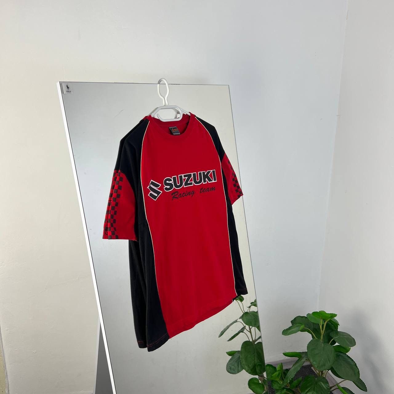 Vintage Vintage Y2K Suzuki Big Logo Racing T-Shirt Size US M / EU 48-50 / 2 - 1 Thumbnail