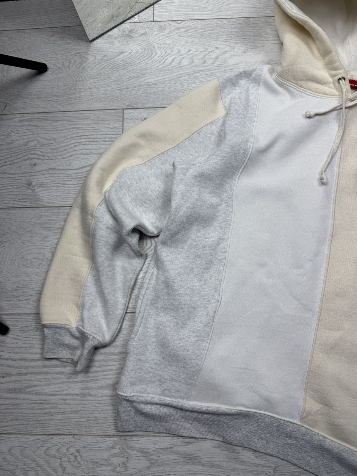 Supreme Supreme Ash Grey Tricolor Hoodie Size US M / EU 48-50 / 2 - 2 Thumbnail