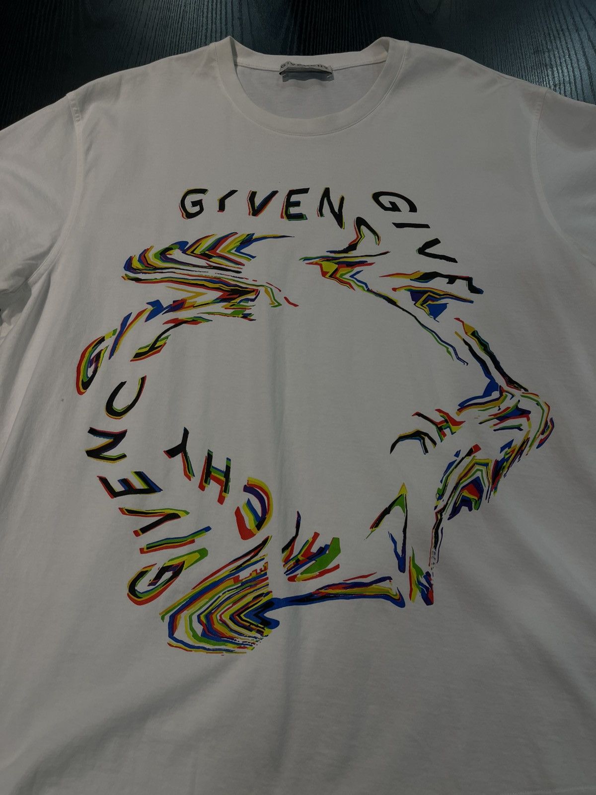 Givenchy Size L - Givenchy Paris Multicolor Graphic Logo T-Shirt Size US L / EU 52-54 / 3 - 4 Thumbnail