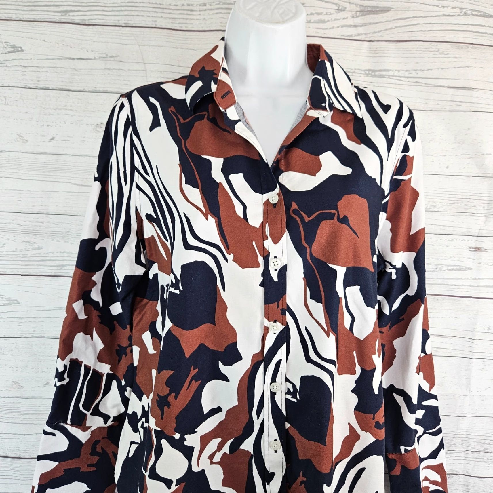 Vintage Chico's Button-Up Top Womens Sz 6 Brown Blue Long Sleeve Cotton Blend Shirt Casual Regular Womens Size M / US 6-8 / IT 42-44 - 2 Thumbnail