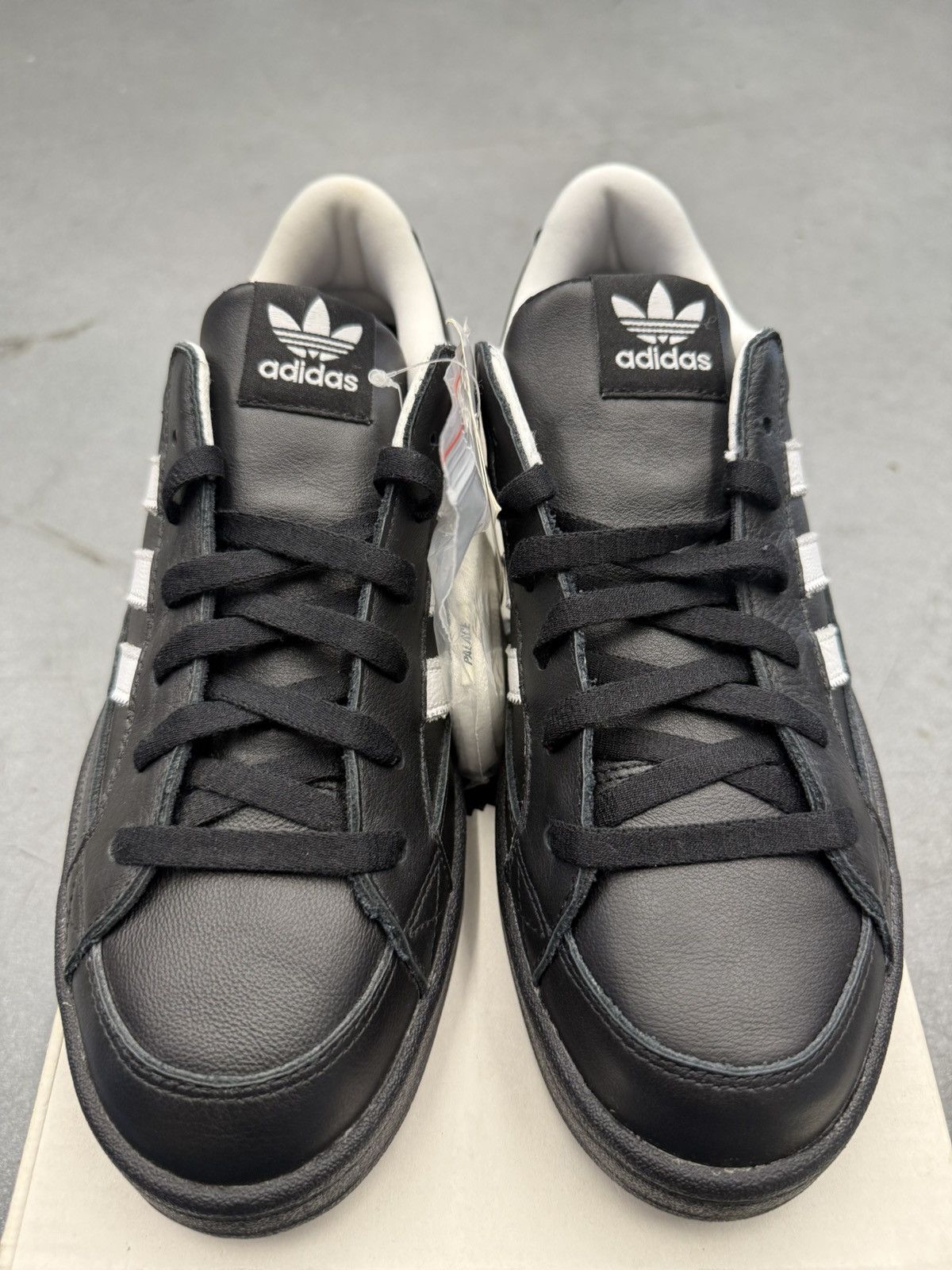 Adidas 2018 Adidas Camton Trainer Palace Black Size US 8 / EU 41 - 9 Thumbnail