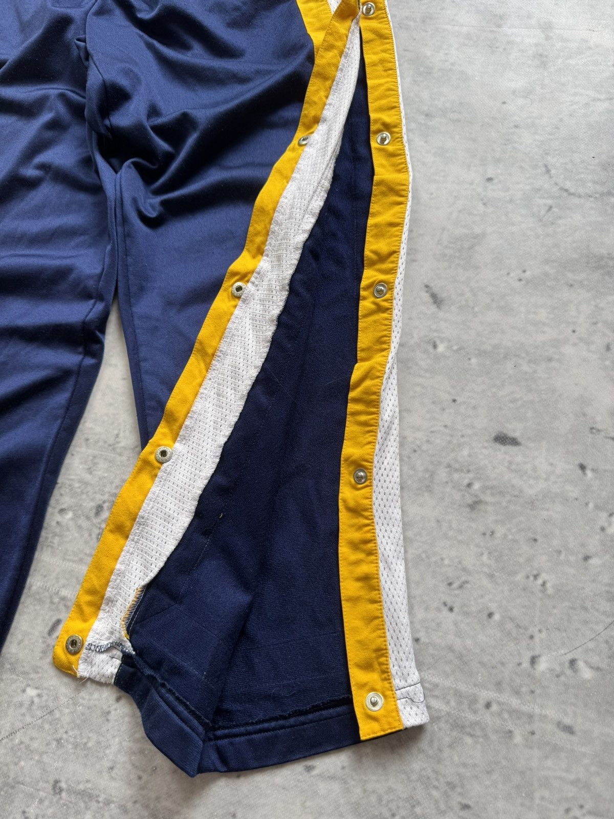 Adidas Adidas adibreak pants 00s Size US 32 / EU 48 - 2 Thumbnail