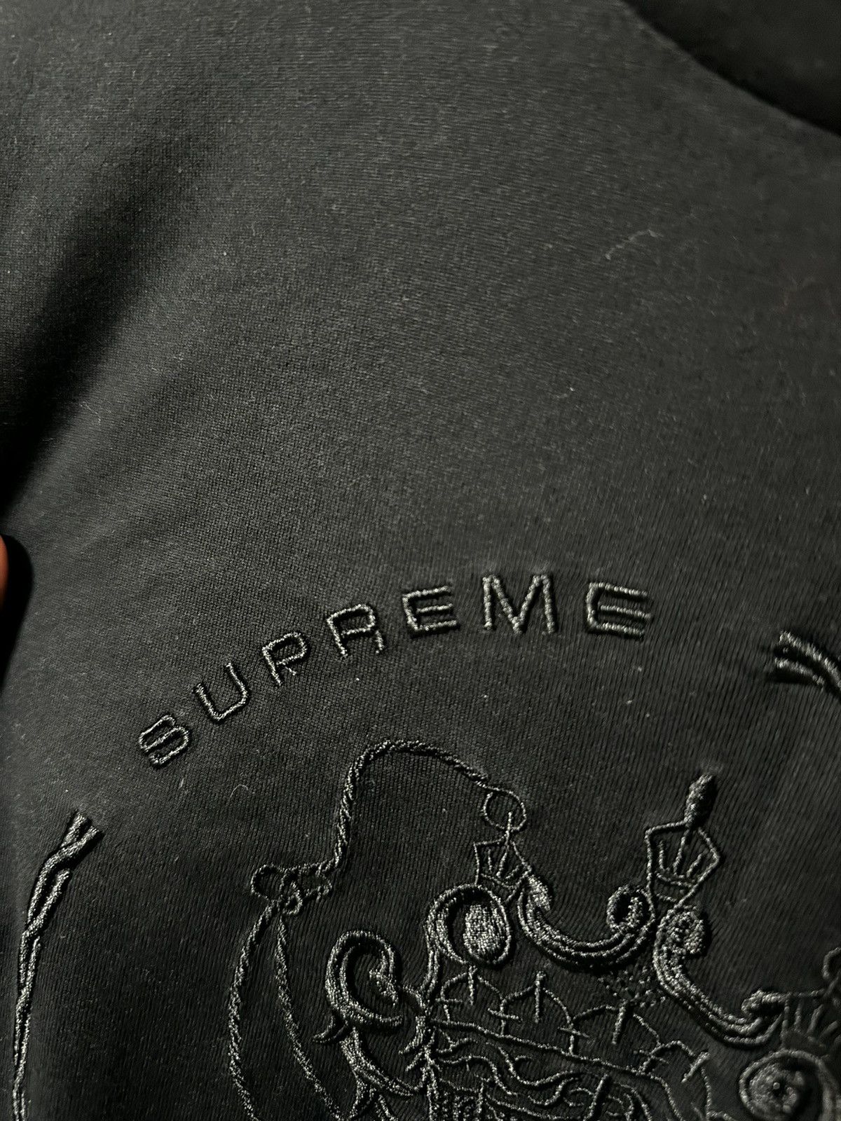 Supreme Supreme Streetwear Embroidered Logo Long Sleeve T-shirt Size US L / EU 52-54 / 3 - 5 Thumbnail