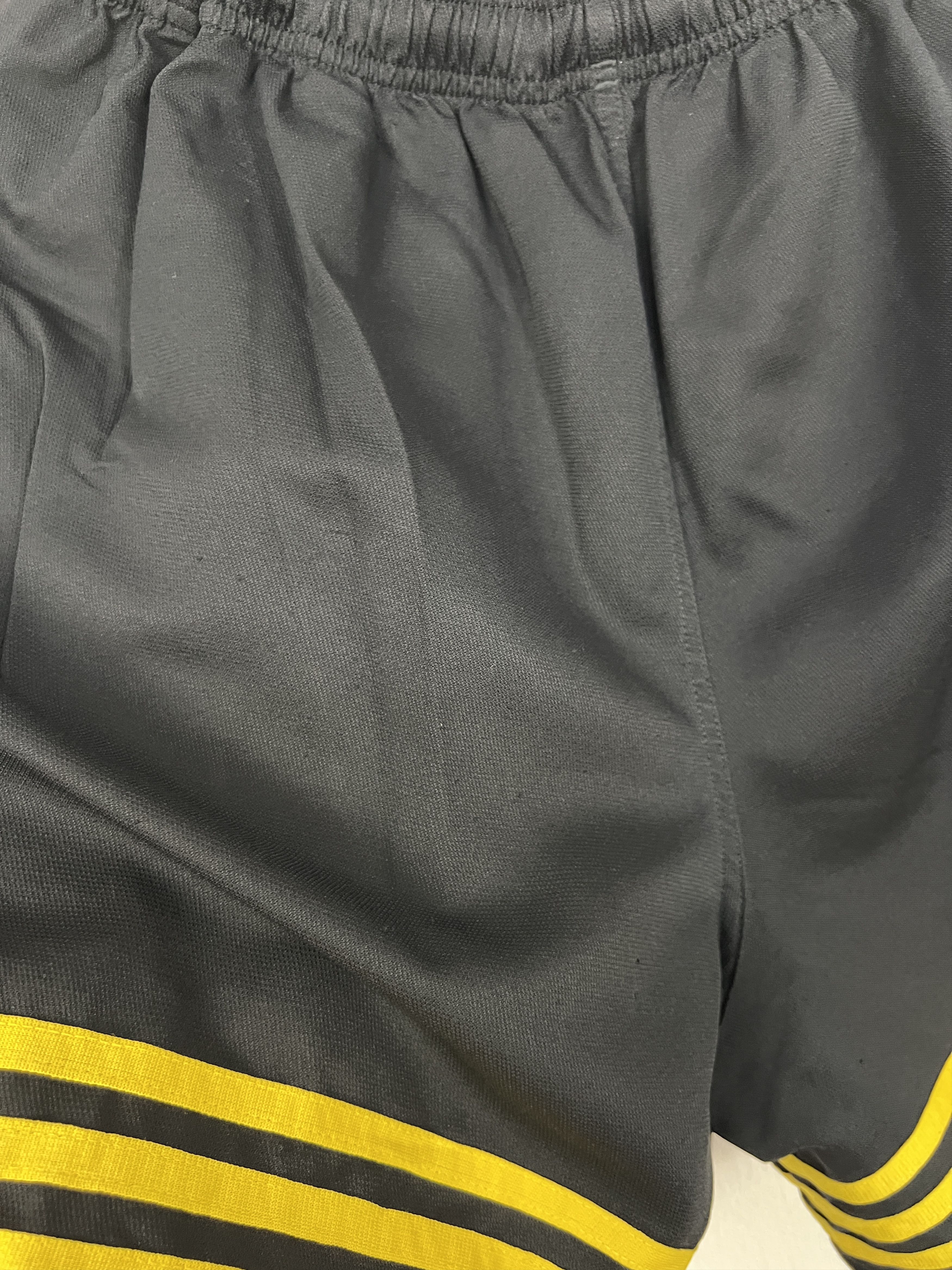 Adidas Vintage 90's Adidas Fenerbahce Football Shorts Soccer XL Size US 36 / EU 52 - 13 Thumbnail