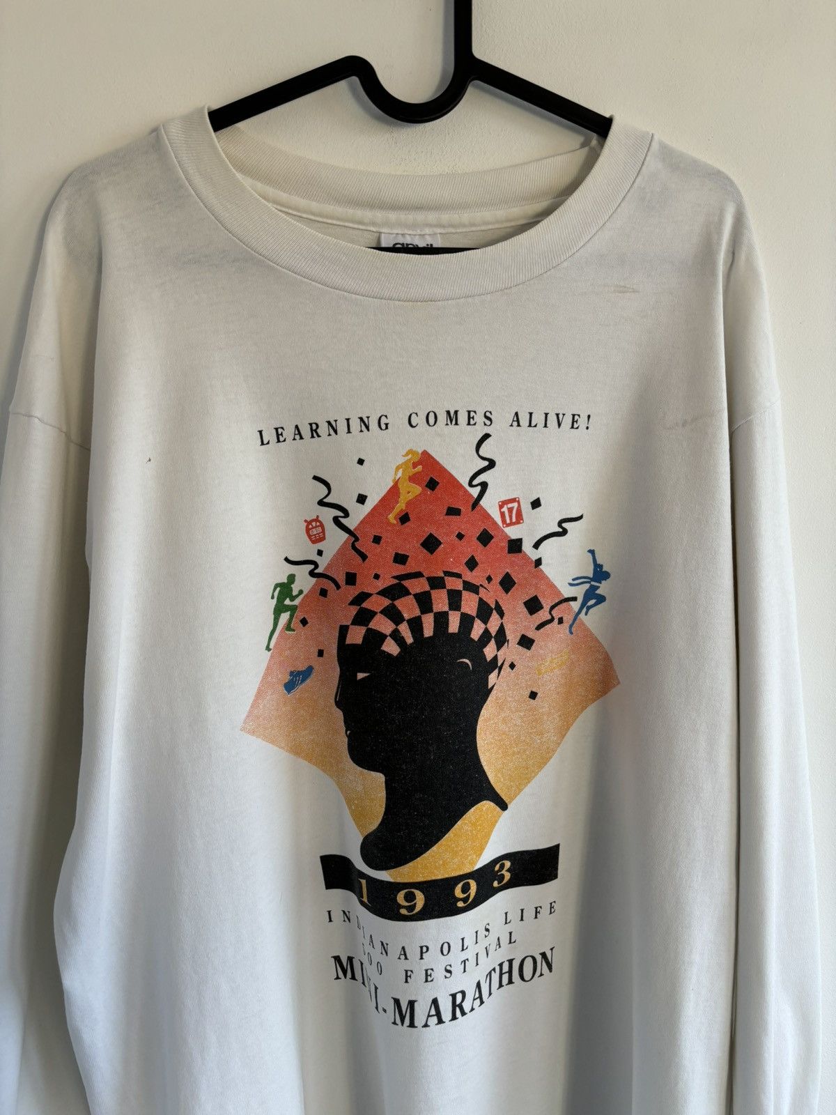 Anvil × Vintage Vintage 90s Indianapolis Marathon Art Longsleeve Size US L / EU 52-54 / 3 - 2 Thumbnail