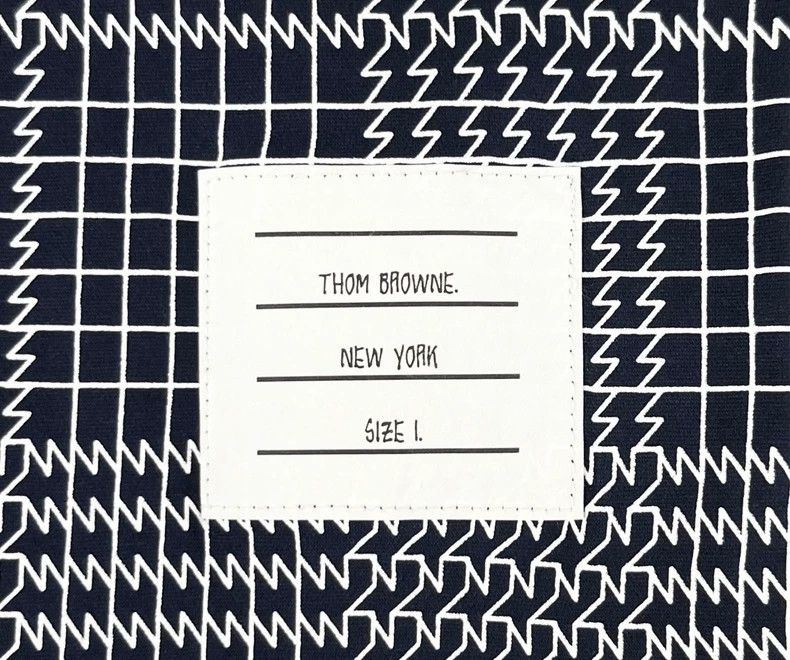 Thom Browne Thom Browne Qianbird lines are printed on the front of the Size US S / EU 44-46 / 1 - 5 Thumbnail