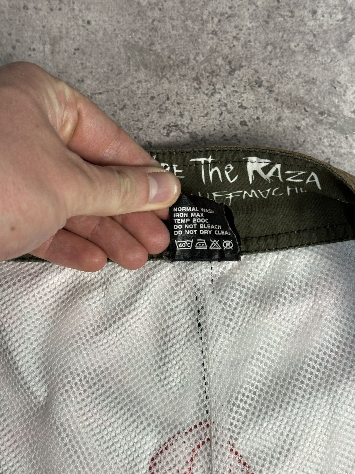 Other Vintage O’Neill La Raza Y2K All Over Print Shorts Archival Size US 33 - 9 Thumbnail