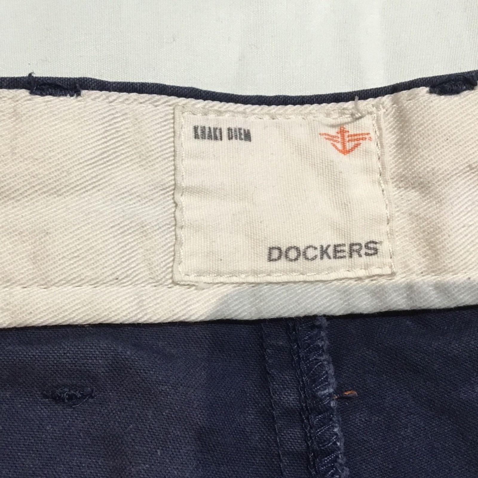 Dockers Dockers Flat Front Shorts Size US 36 / EU 52 - 2 Thumbnail