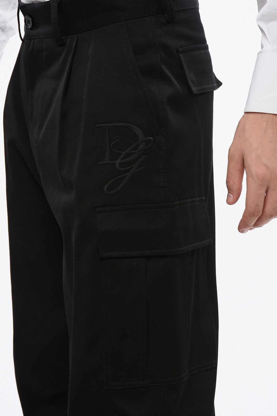 Dolce & Gabbana og1mm0825 Single-Pleated Cargo Pant in Balck Size US 30 / EU 46 - 4 Thumbnail
