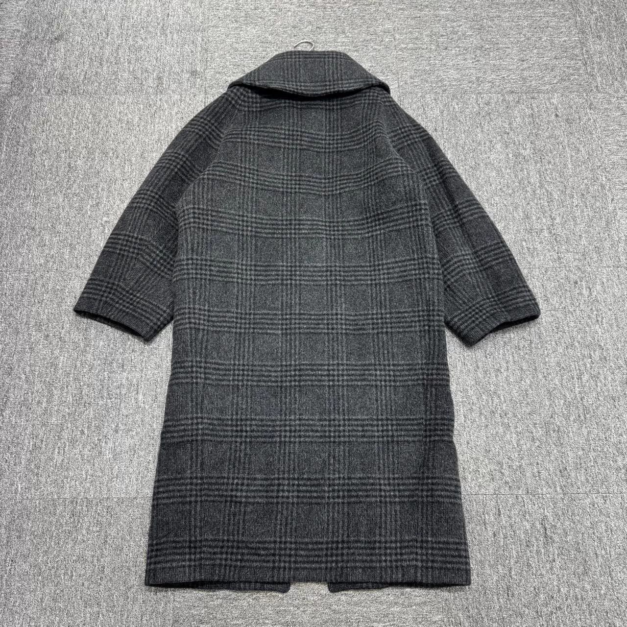 Balenciaga balenciaga checked coat in size 34. Size S / US 4 / IT 40 - 2 Thumbnail
