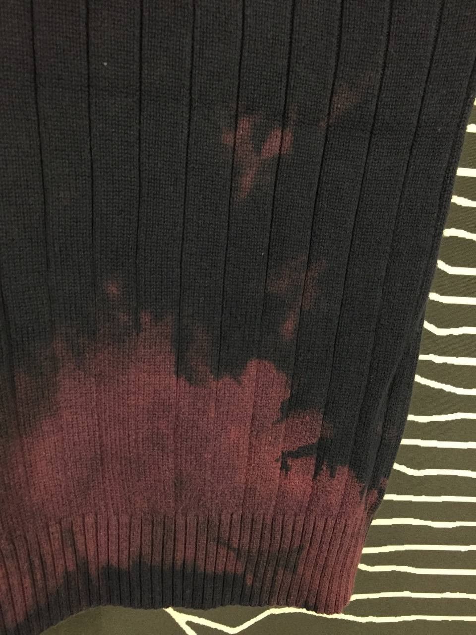 Ralph Lauren Vtg Distressed Ralph Lauren Cropped Fit Knit Sweater Size US M / EU 48-50 / 2 - 11 Thumbnail