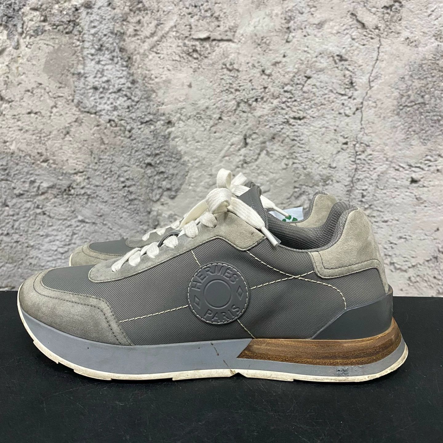 Hermes Hermes women's sneakers 37 EU Size US 6 / IT 36 - 2 Thumbnail