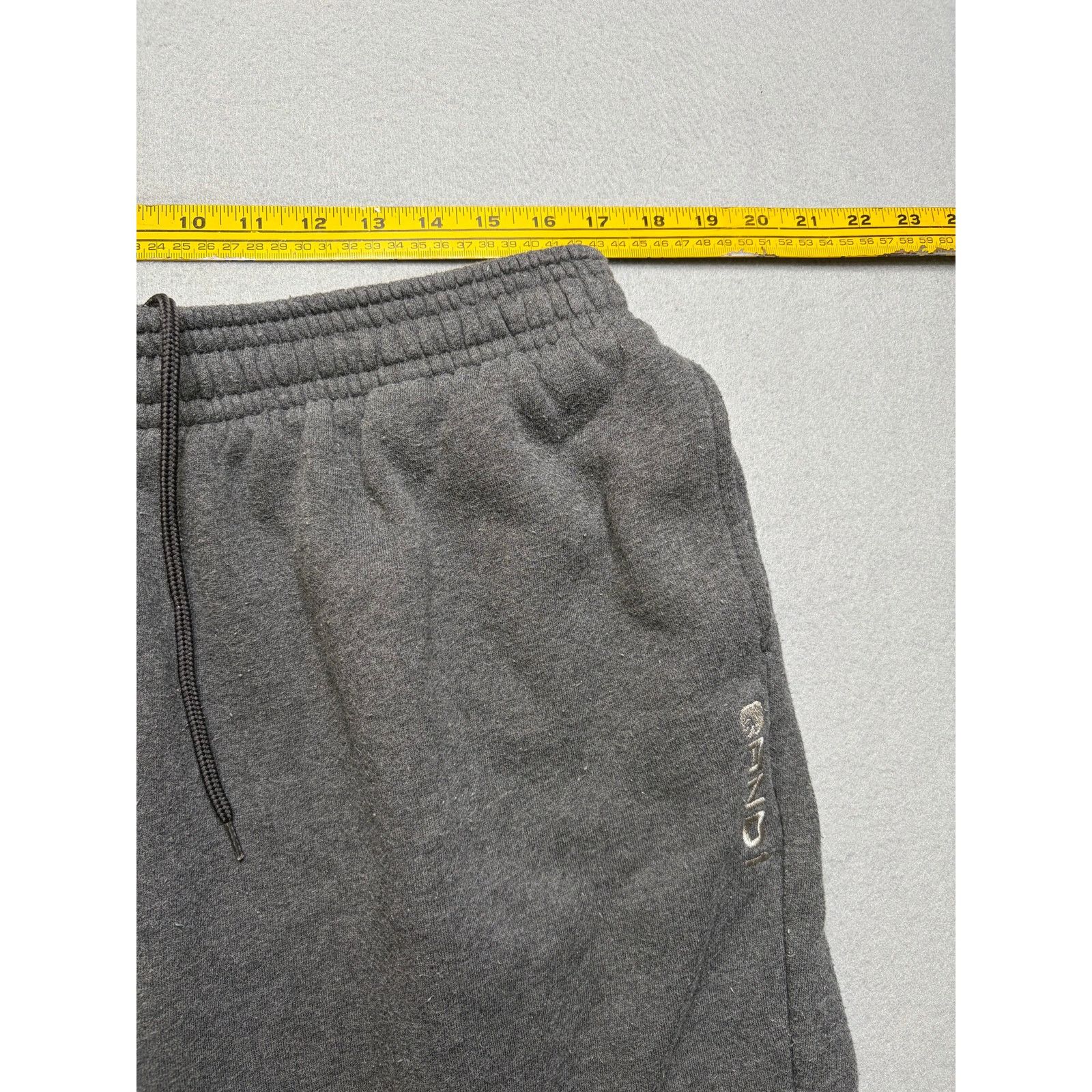 Other AND1 Men’s Cargo Sweatpants XL Gray Fleece Athletic Size US 36 / EU 52 - 5 Thumbnail