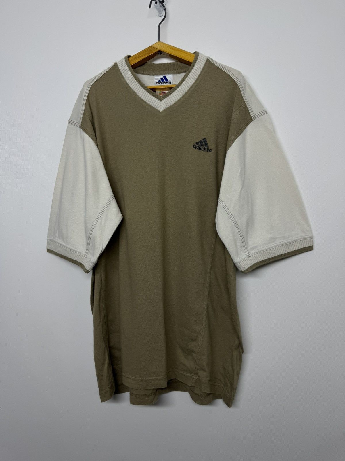 Adidas Vintage Adidas Logo T-Shirt 90’s Size US L / EU 52-54 / 3 - 3 Thumbnail