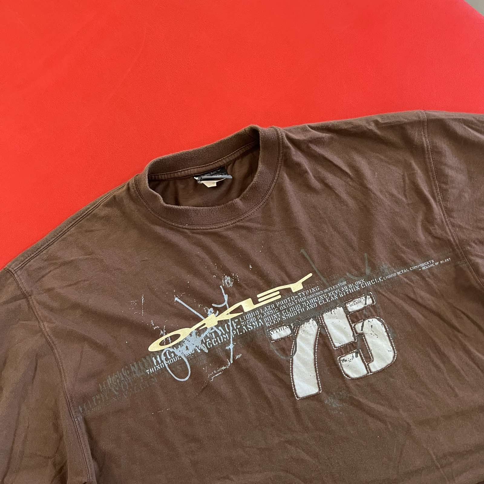 Oakley Vintage 00s Oakley Brown T-shirt Logo 75 Sz XL Size US XL / EU 56 / 4 - 4 Thumbnail
