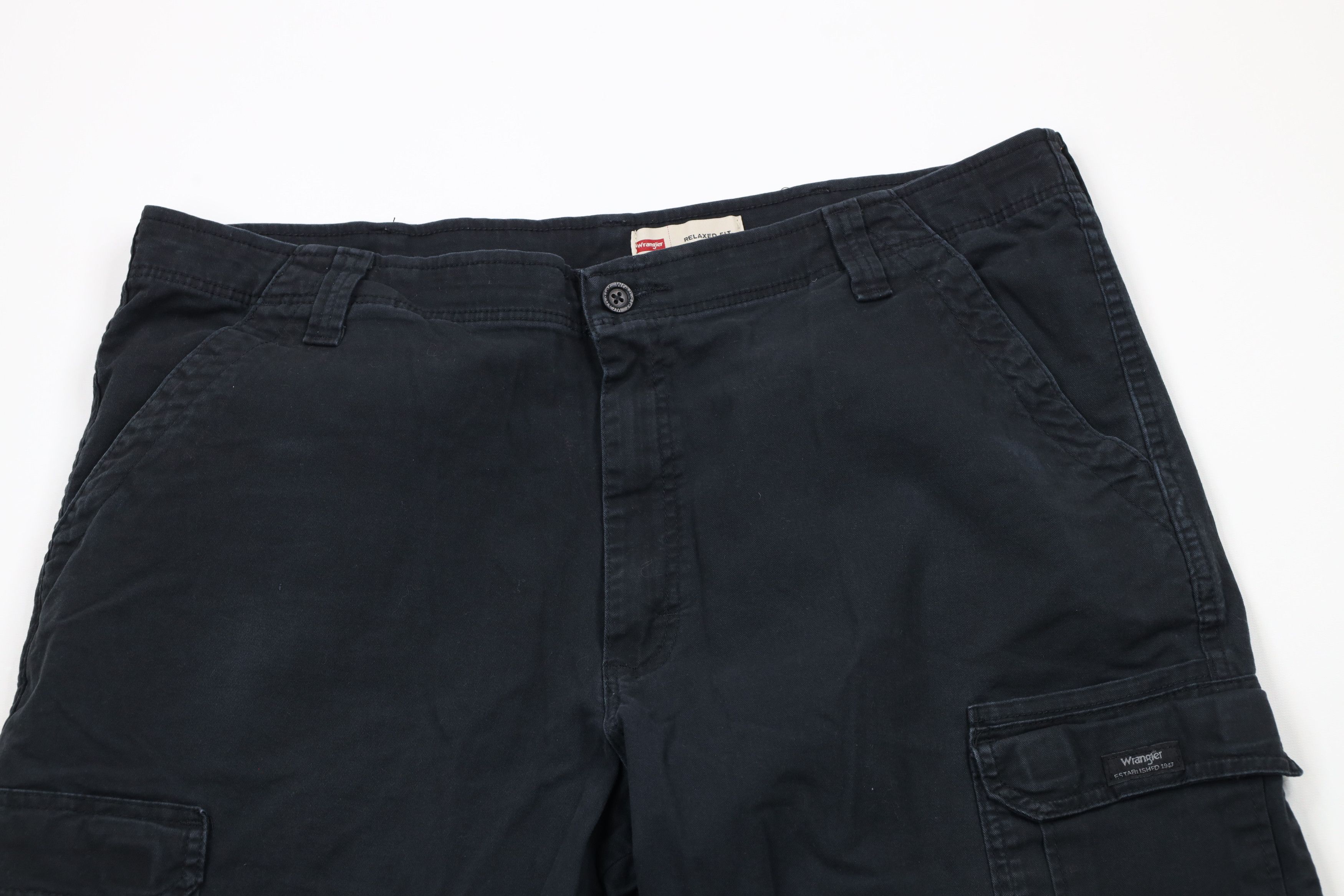 Vintage × Wrangler Vintage Y2K Wrangler Relaxed Fit Wide Leg Cargo Pants Black Size US 40 / EU 56 - 2 Thumbnail