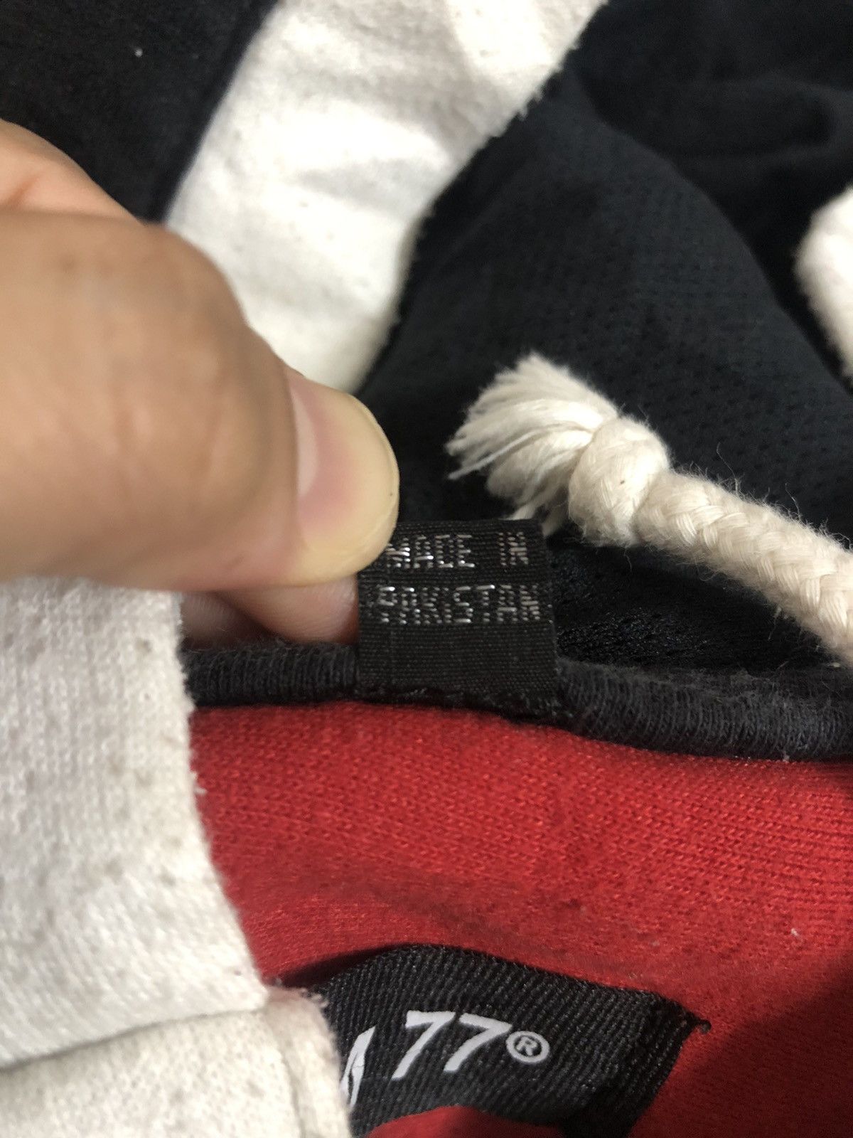 NBA × Vintage Vtg chicago bulls hoodies Size US L / EU 52-54 / 3 - 8 Thumbnail