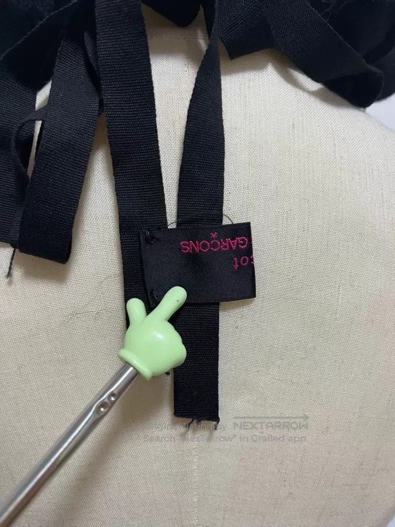Comme des Garcons Comme Des Garcons tricot knit necklace with brand label| Size ONE SIZE - 8 Thumbnail