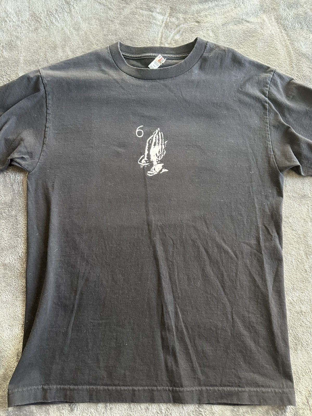 Drake Drake praying hands tee Size US M / EU 48-50 / 2 - 1 Thumbnail