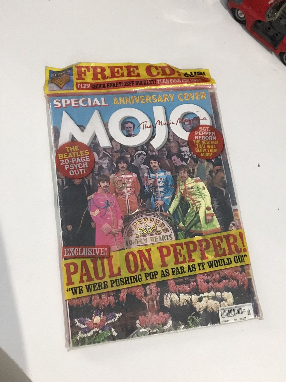 POP MAGAZINE × Vintage Nos New Old Stock Mojo Magazine 2017 The beatles on paul mc Size ONE SIZE - 7 Thumbnail