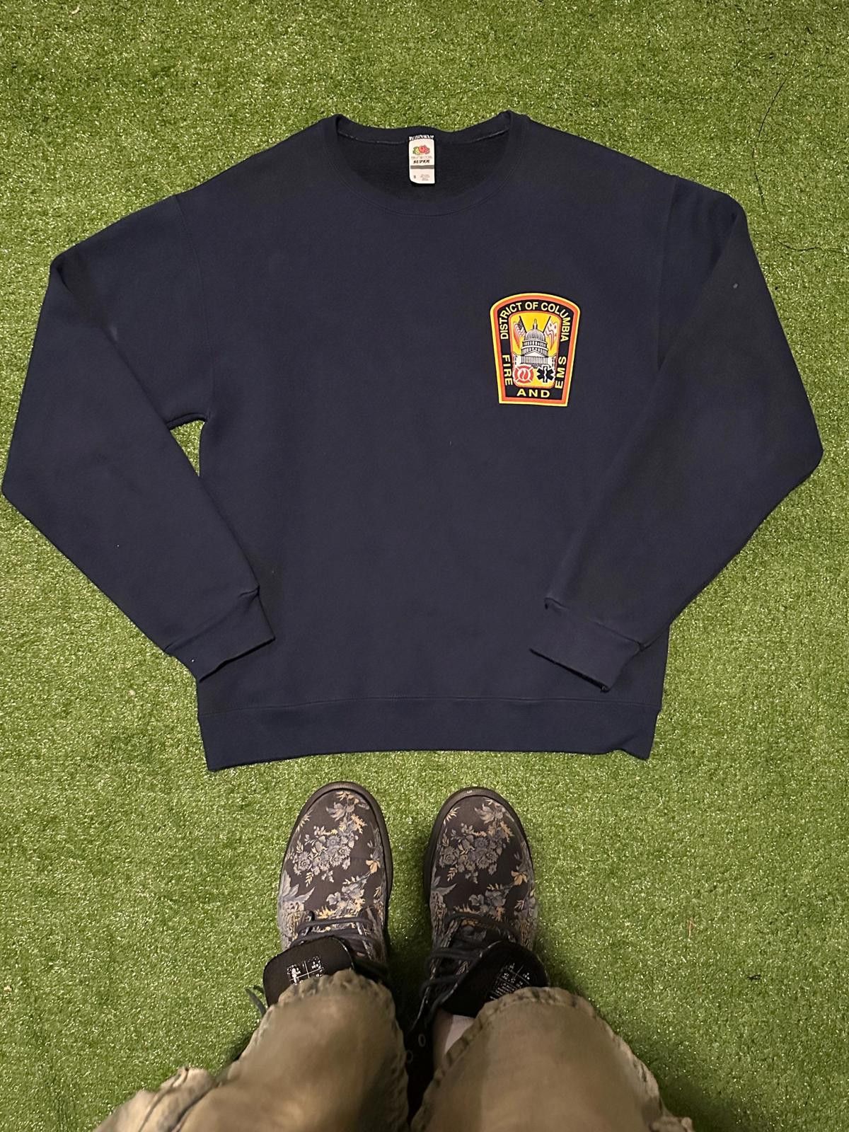 Fruit Of The Loom Vintage Fruit of the Loom Fire Department Sweatshirt Size ONE SIZE - 1 Thumbnail