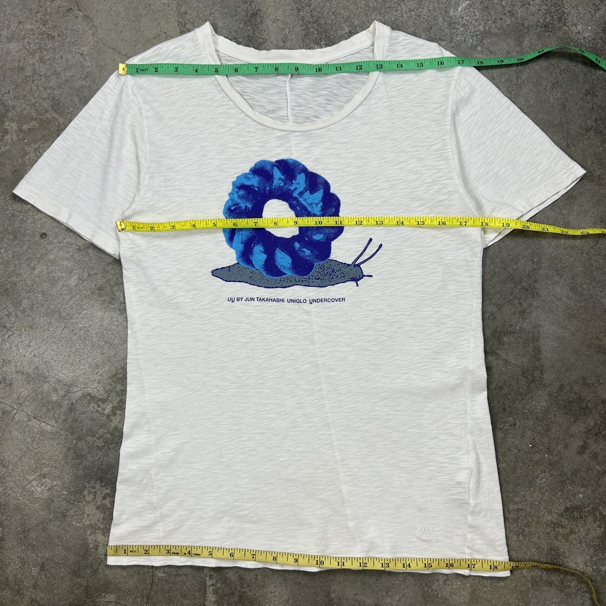Undercover × Uniqlo Uniqlo x Undercover - Snail Size US S / EU 44-46 / 1 - 6 Thumbnail