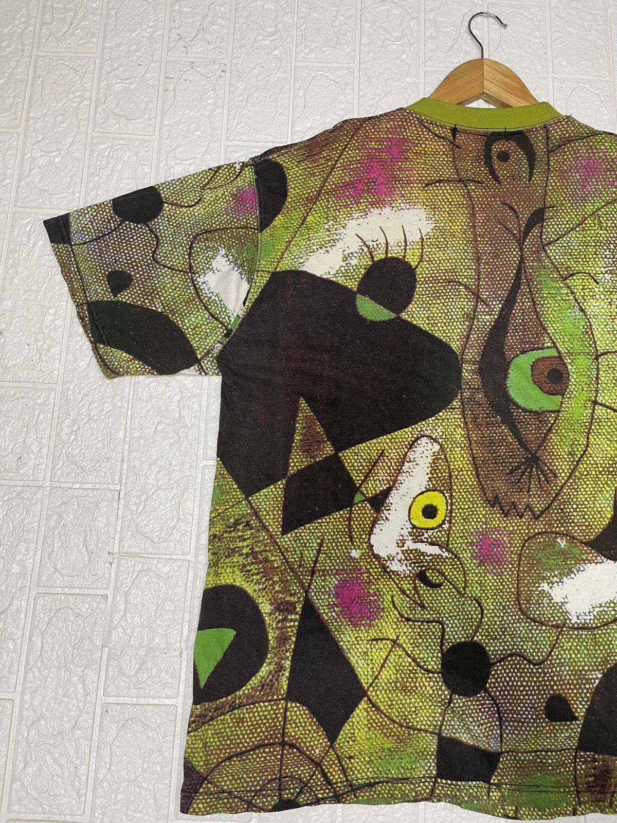 Fuck Art, Make Tees Vintage Art Homme 'et Femme Joan Miro Full Print Size US L / EU 52-54 / 3 - 7 Thumbnail