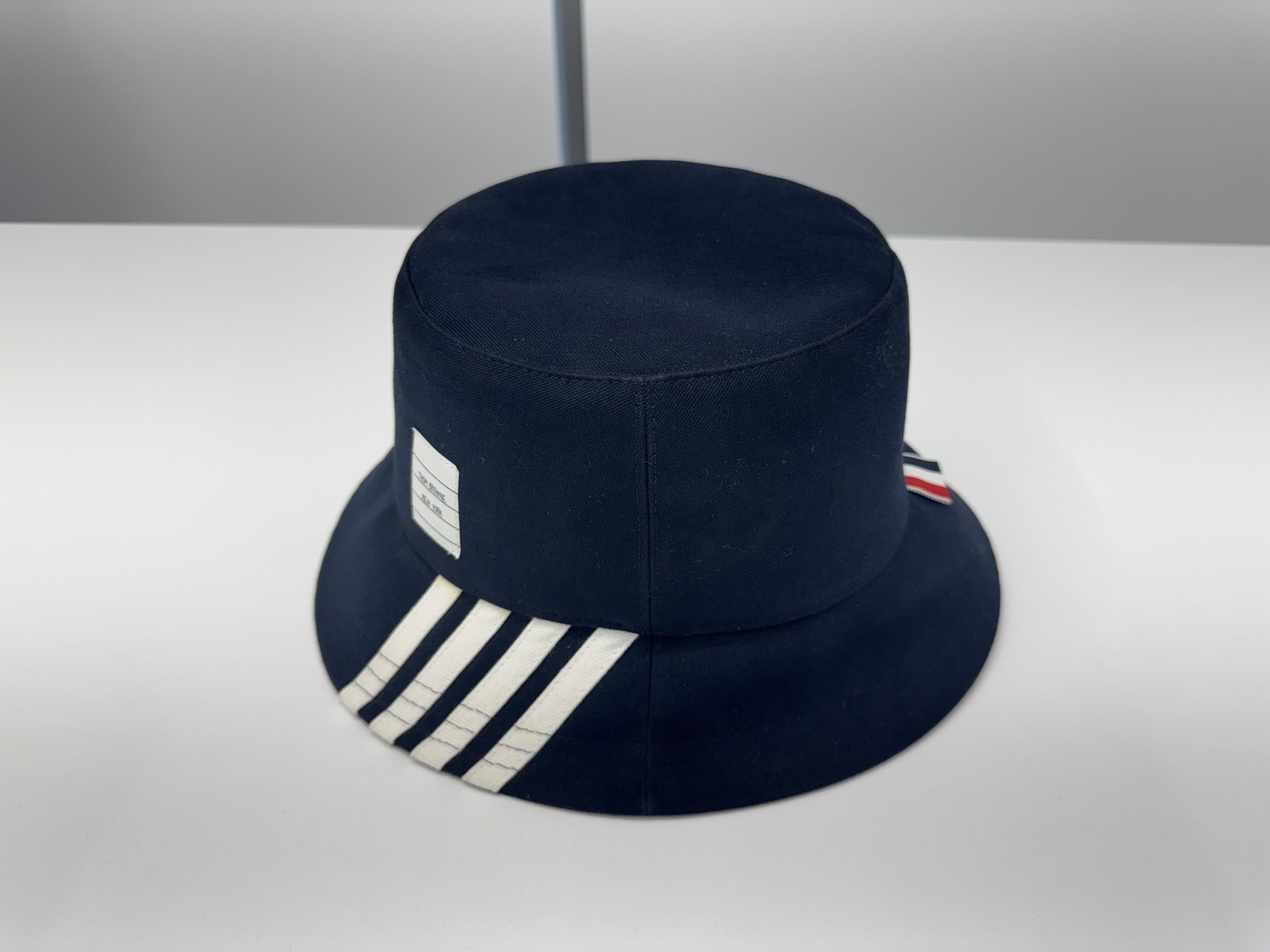 Thom Browne Thom Browne New 4-Bar Bucket Hat L Size ONE SIZE - 1 Thumbnail