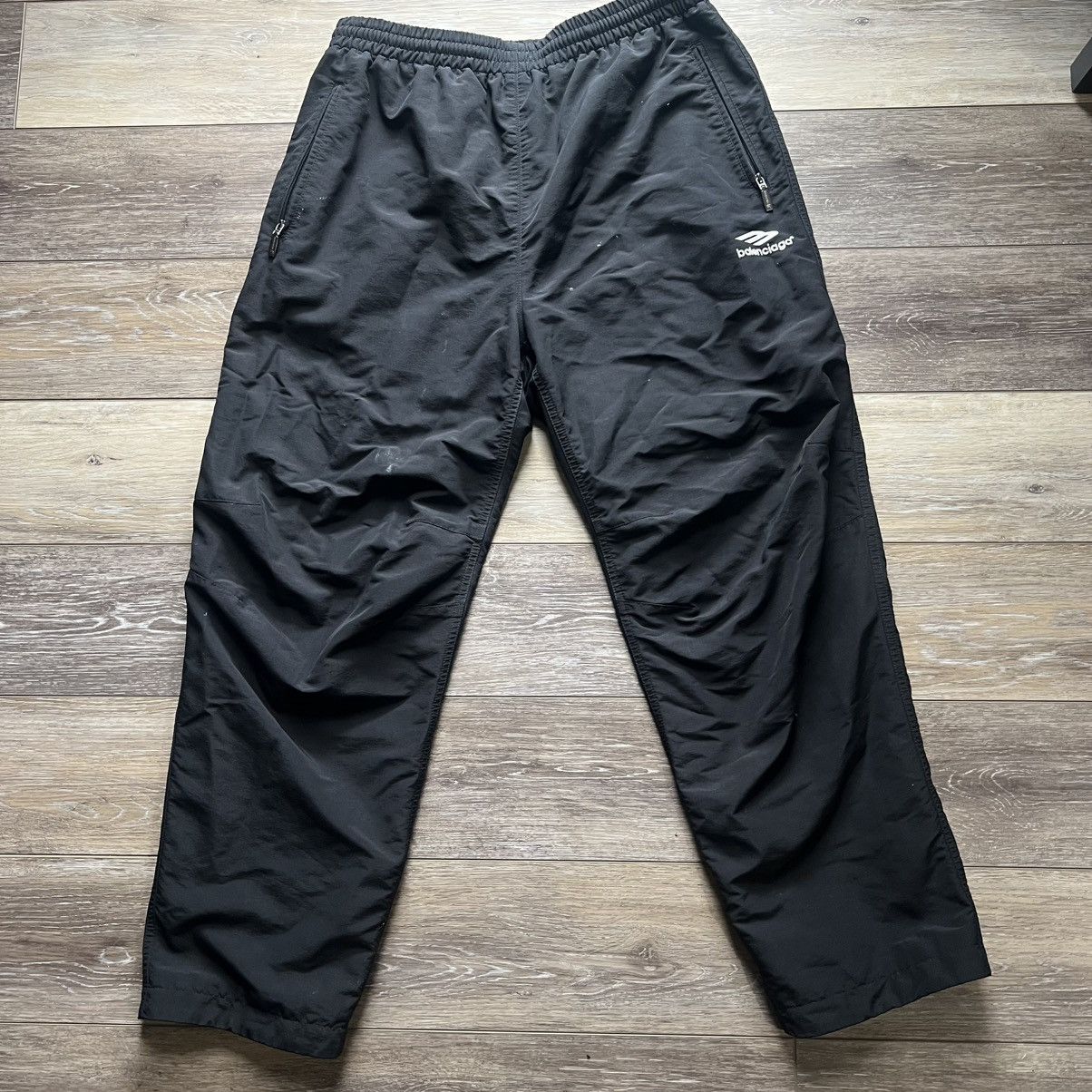 Balenciaga Balenciaga 3b Small fit track/sweatpants Size US 32 / EU 48 - 1 Thumbnail